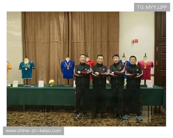 足球俱乐部社区服务项目获政府嘉奖，足球社区活动