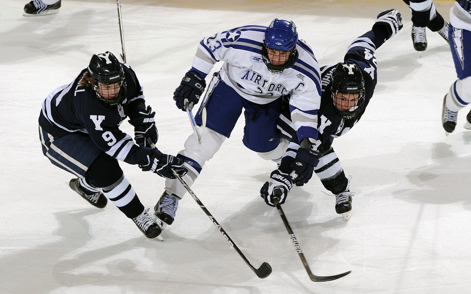 举重世锦赛中国女队横扫五金,2021年女子举重世锦赛