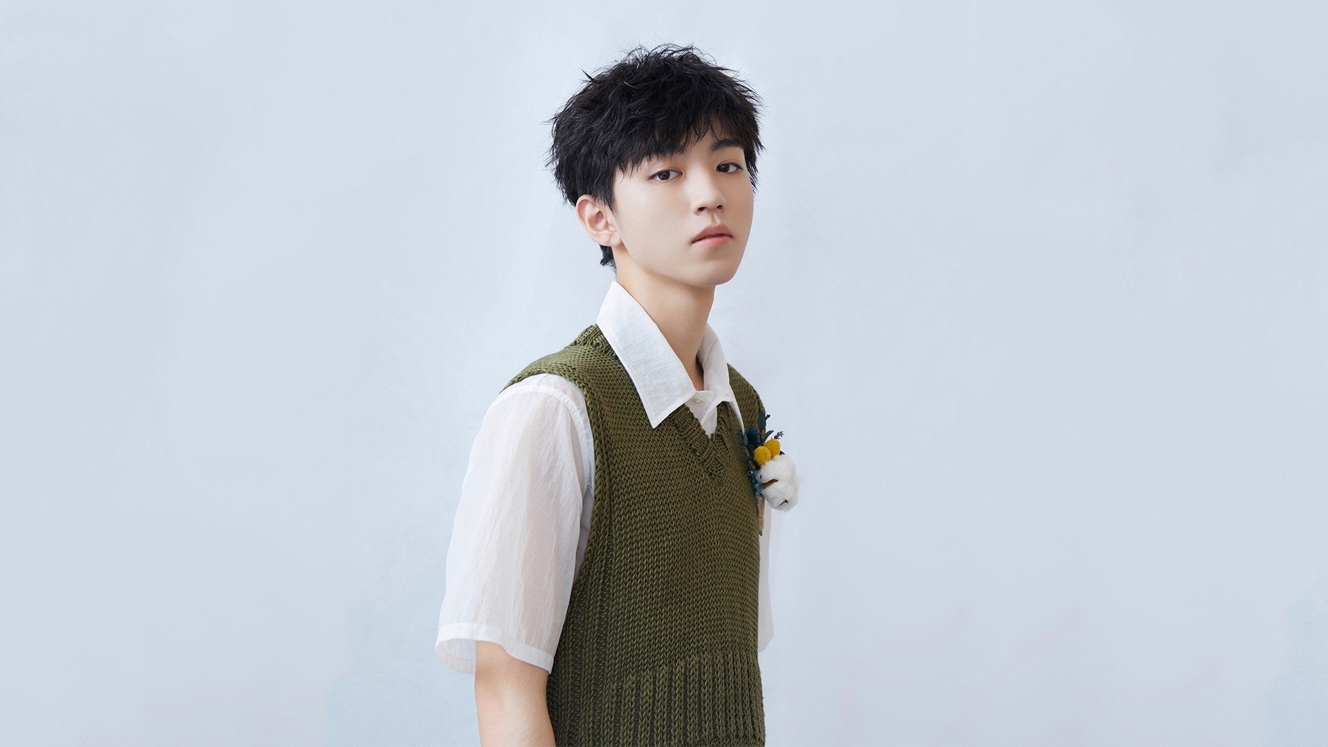 开云体育网址-羽毛球场上国羽小将勇夺冠军，国家队羽毛球冠军