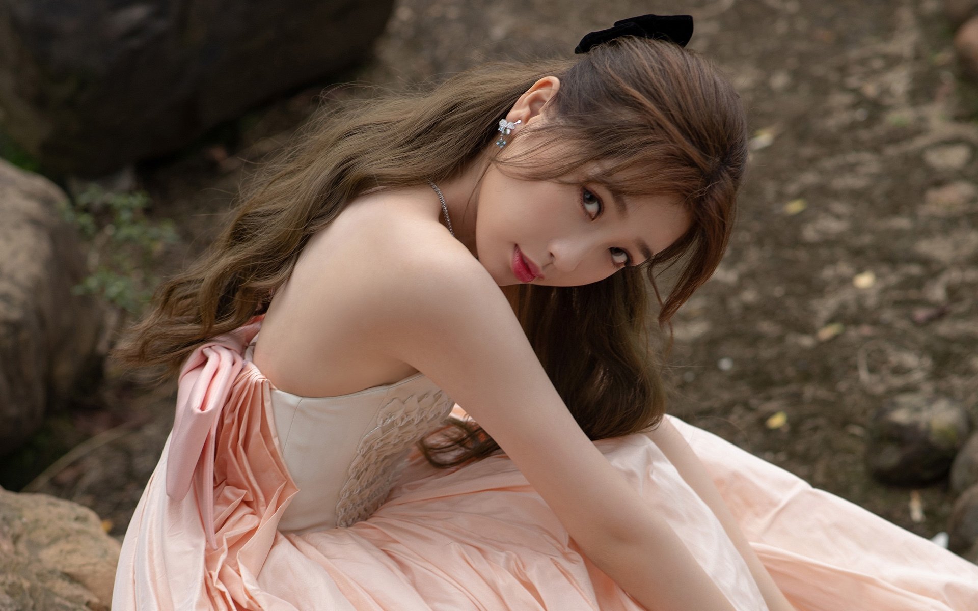 孙颖莎登顶积分榜乒乓球团体赛,孙颖莎乒乓球比赛录像