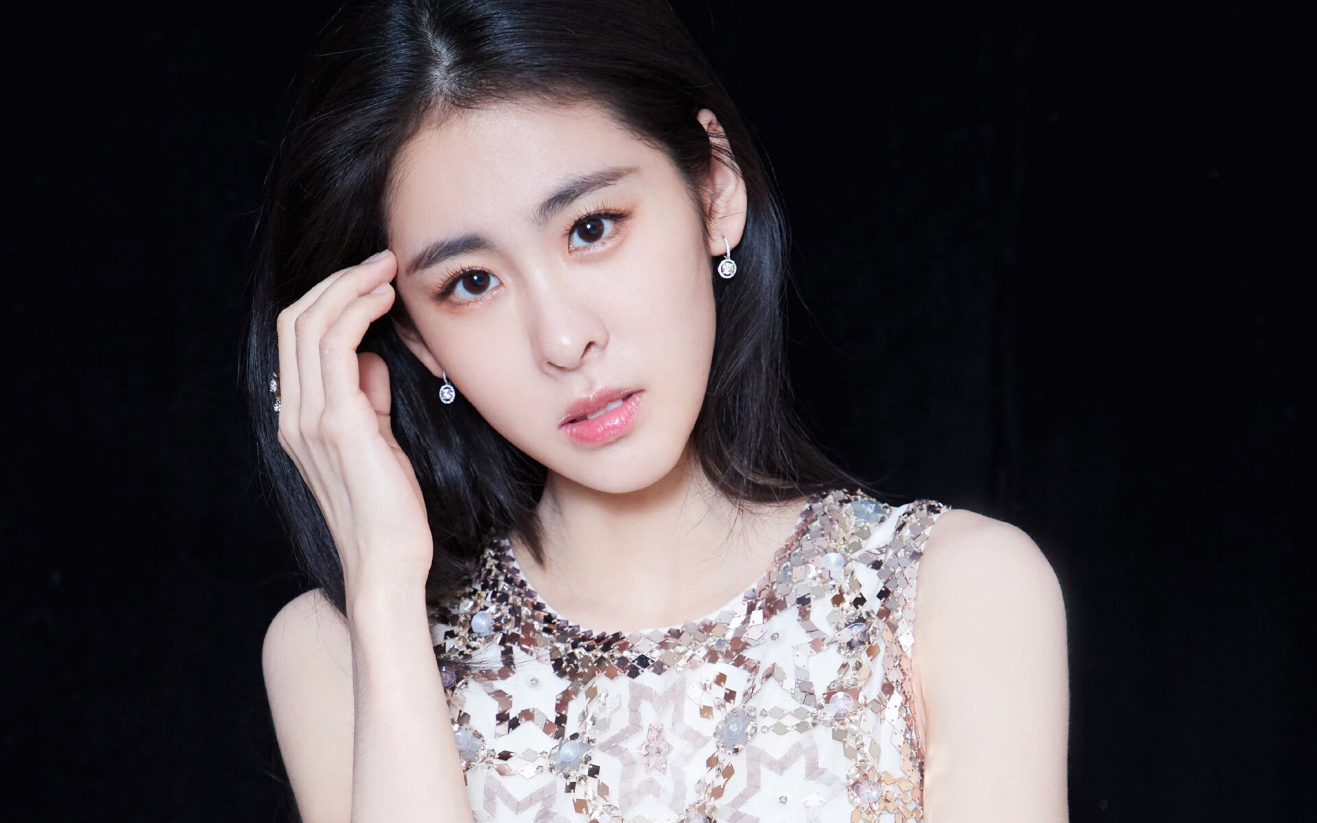 开云体育在线官网-中国篮球赛事现场消费行为的驱动因素分析，篮球市场调查报告范文